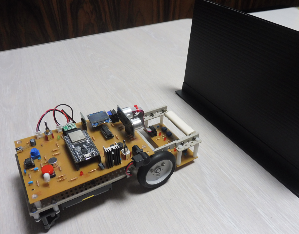 ESP32マイコンを用いたロボット
